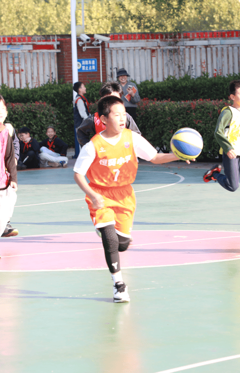 开云体育在线-阿扎伦卡迎来十赛季出色发挥，TES观众热烈欢呼！-开云体育在线